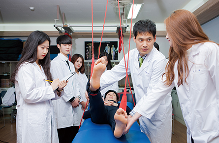 물리치료과 학생활동 사진-4